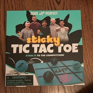 Dude Perfect Sticky Tic Tac Toe Game - OPEN BOX ITEM